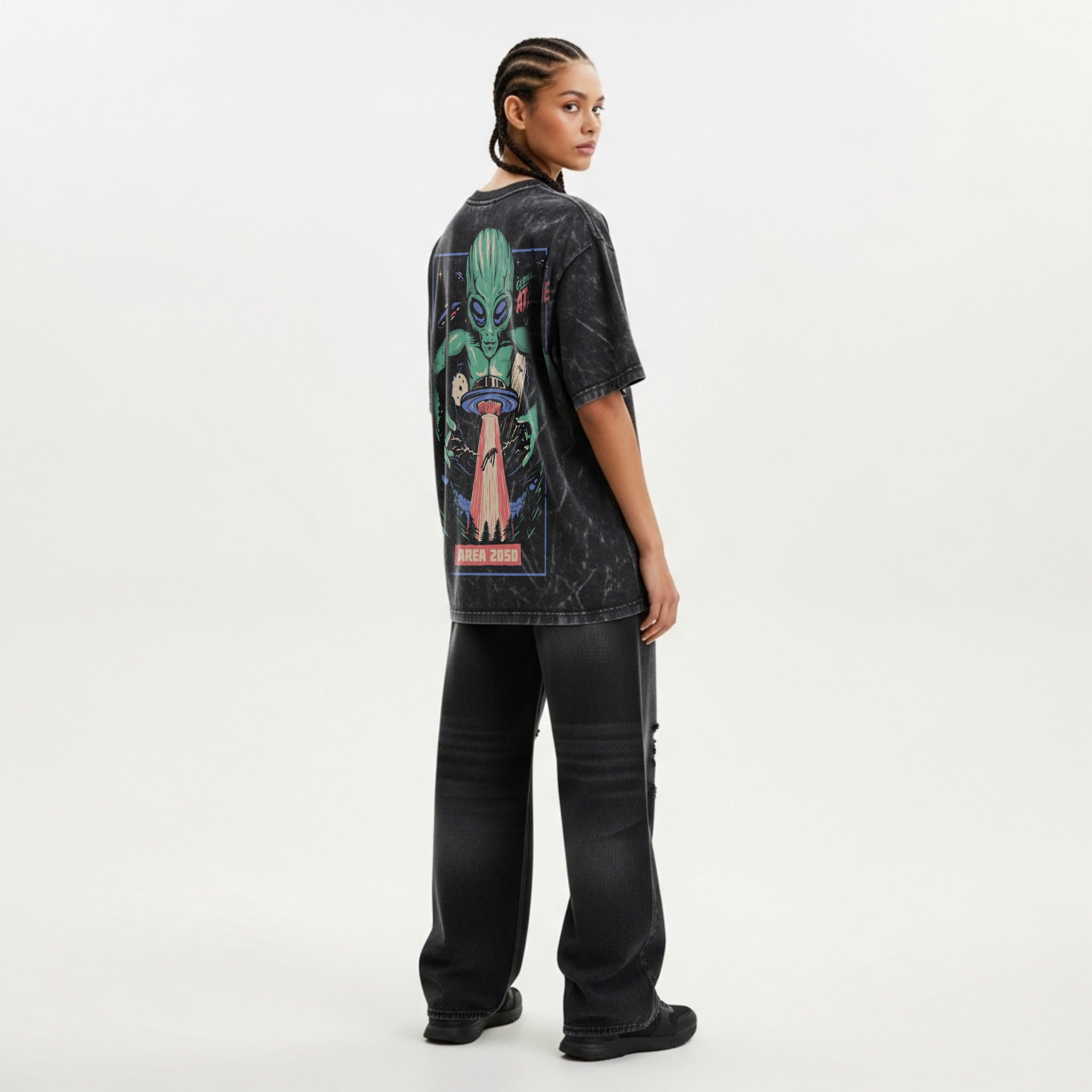 Camiseta Cubica Ataque Alien Washed