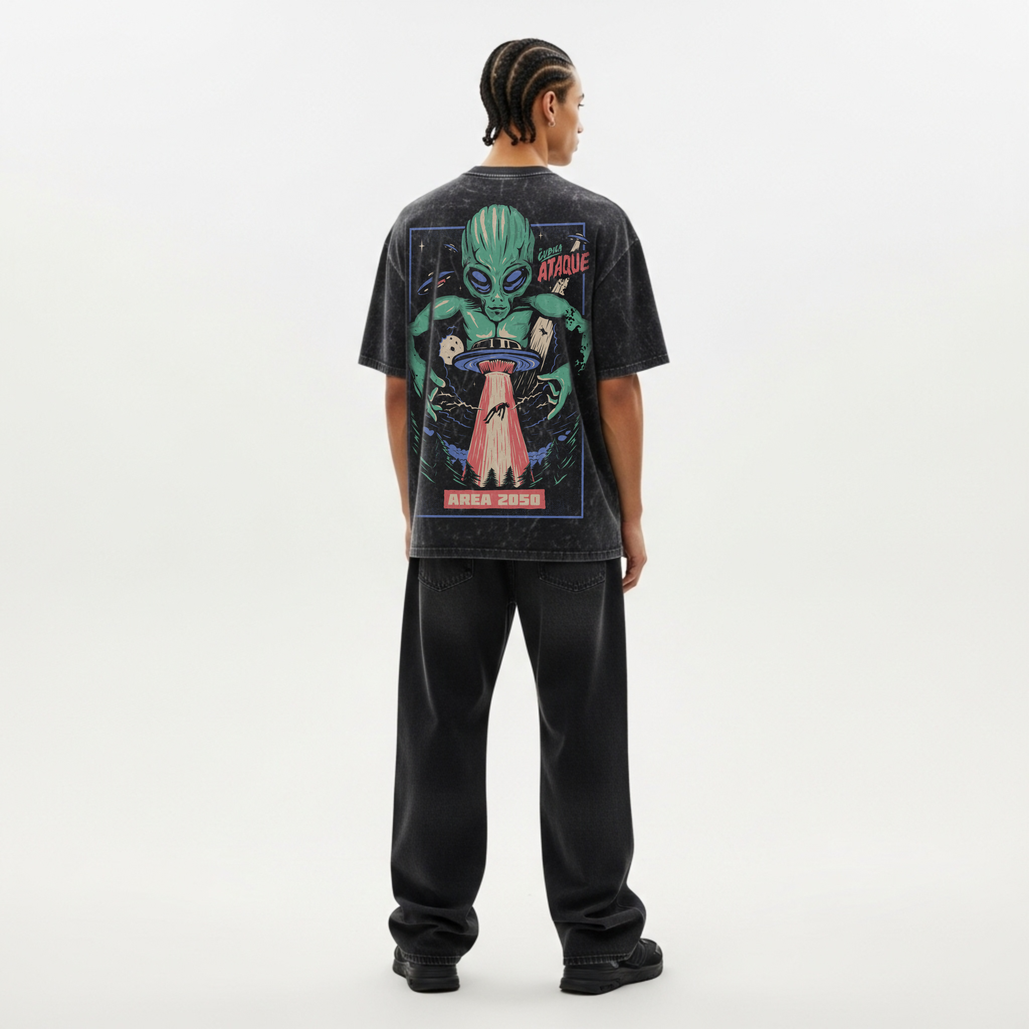 Camiseta Cubica Ataque Alien Washed