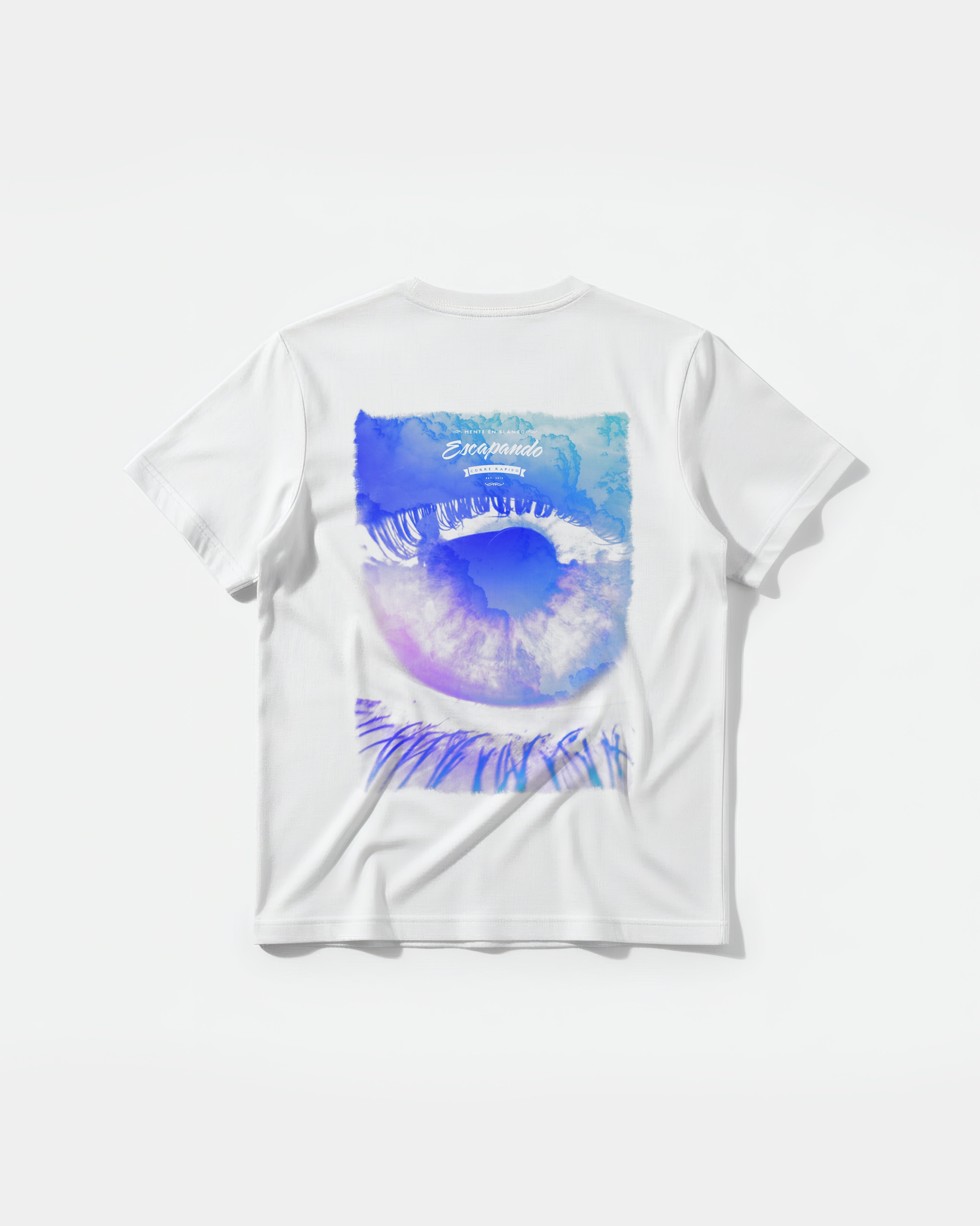 Camiseta Escapando Big Back Regular Basic Blanco