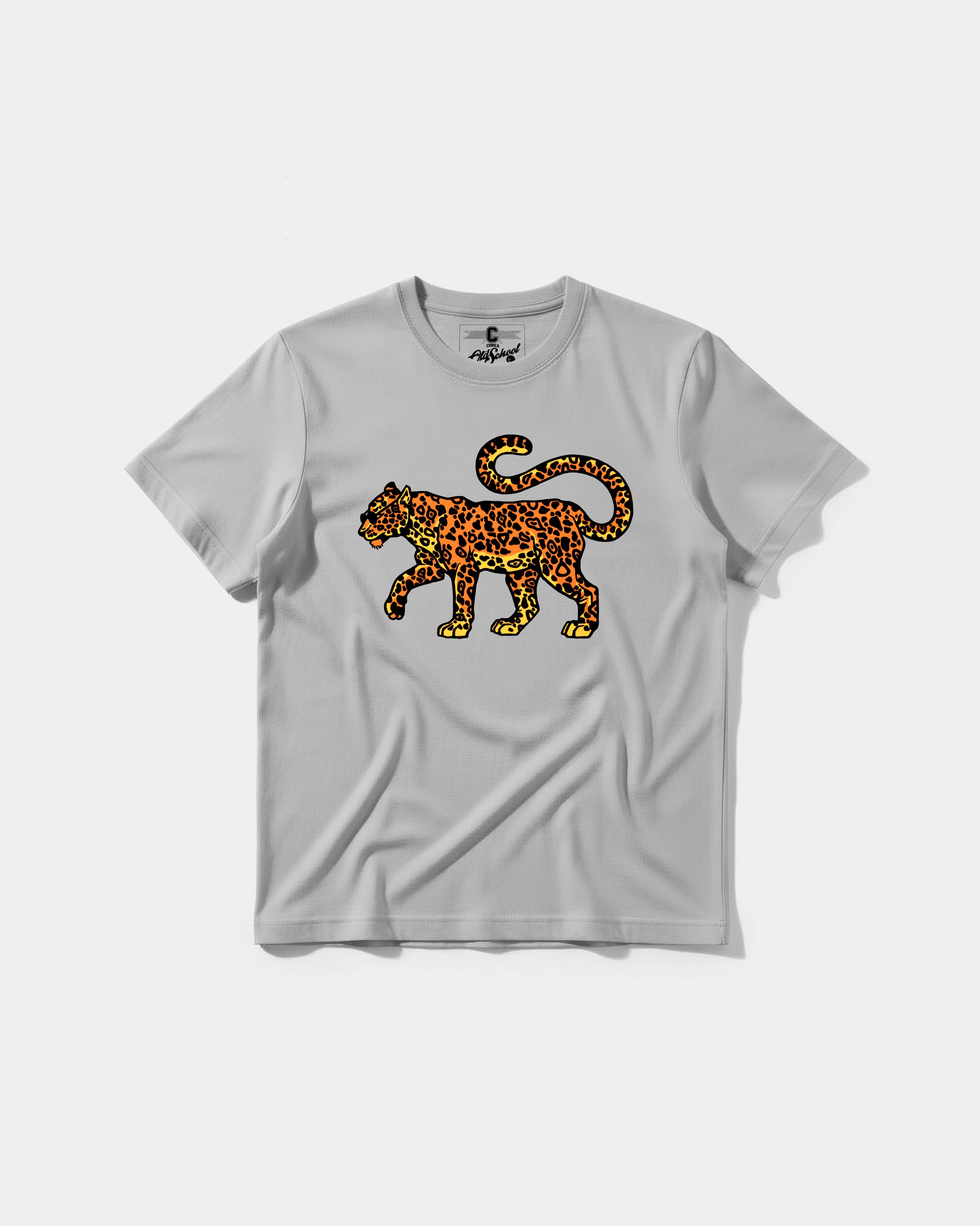 Camiseta Leopardo Big Front Regular Basic Gris