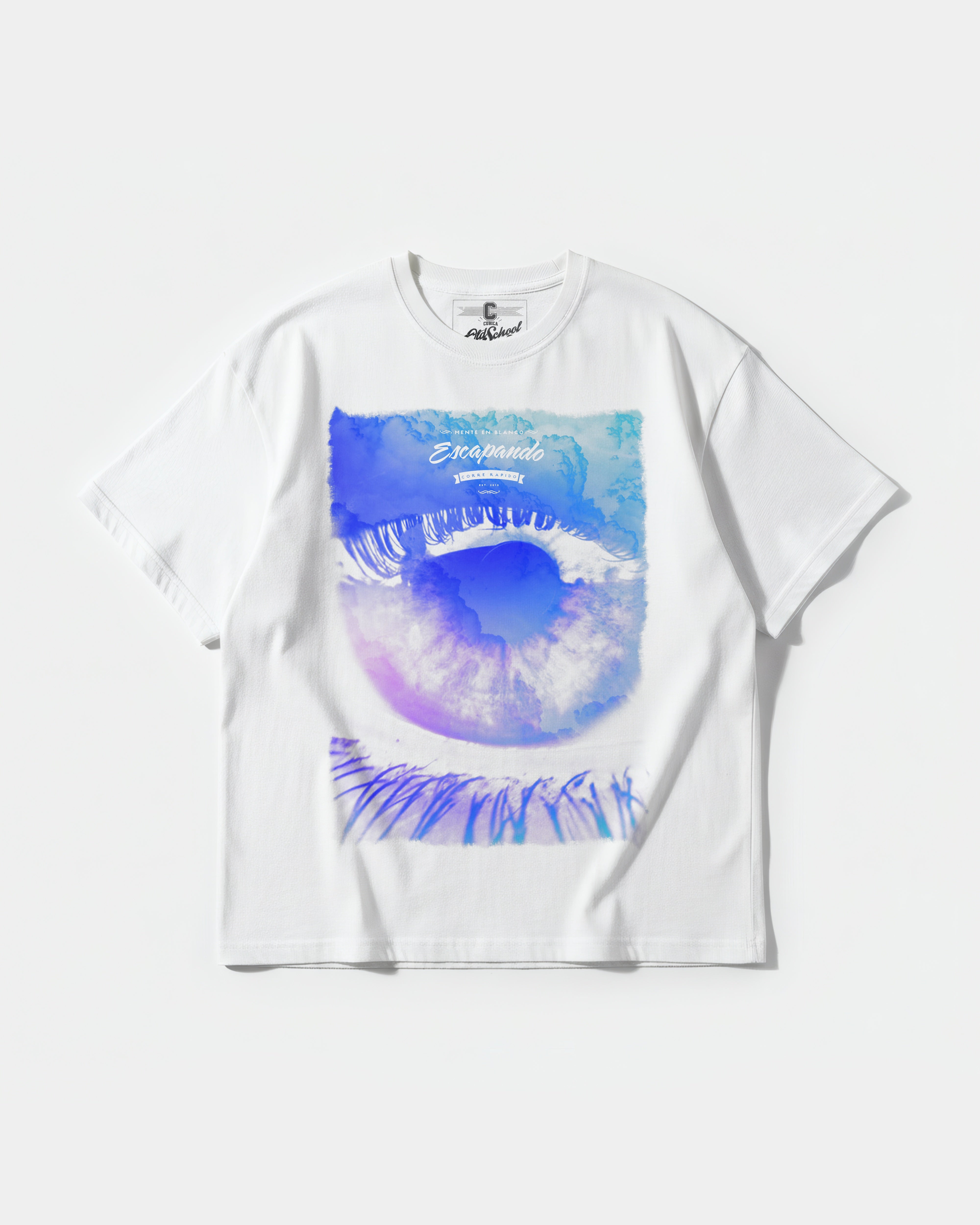 Camiseta Escapando Big Front Oversize Basic Blanco