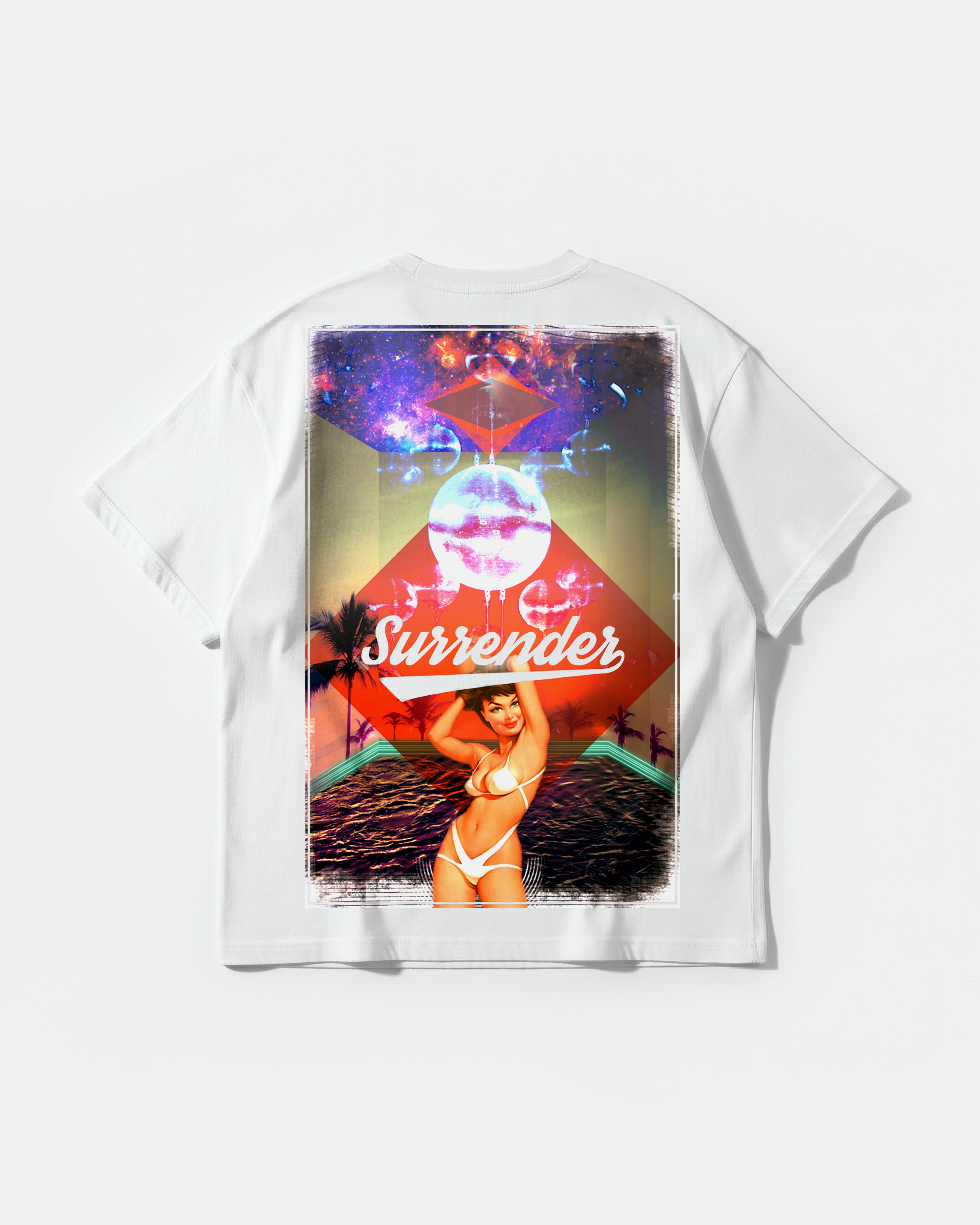 Camiseta Surrender Big Back Oversize Basic Blanco
