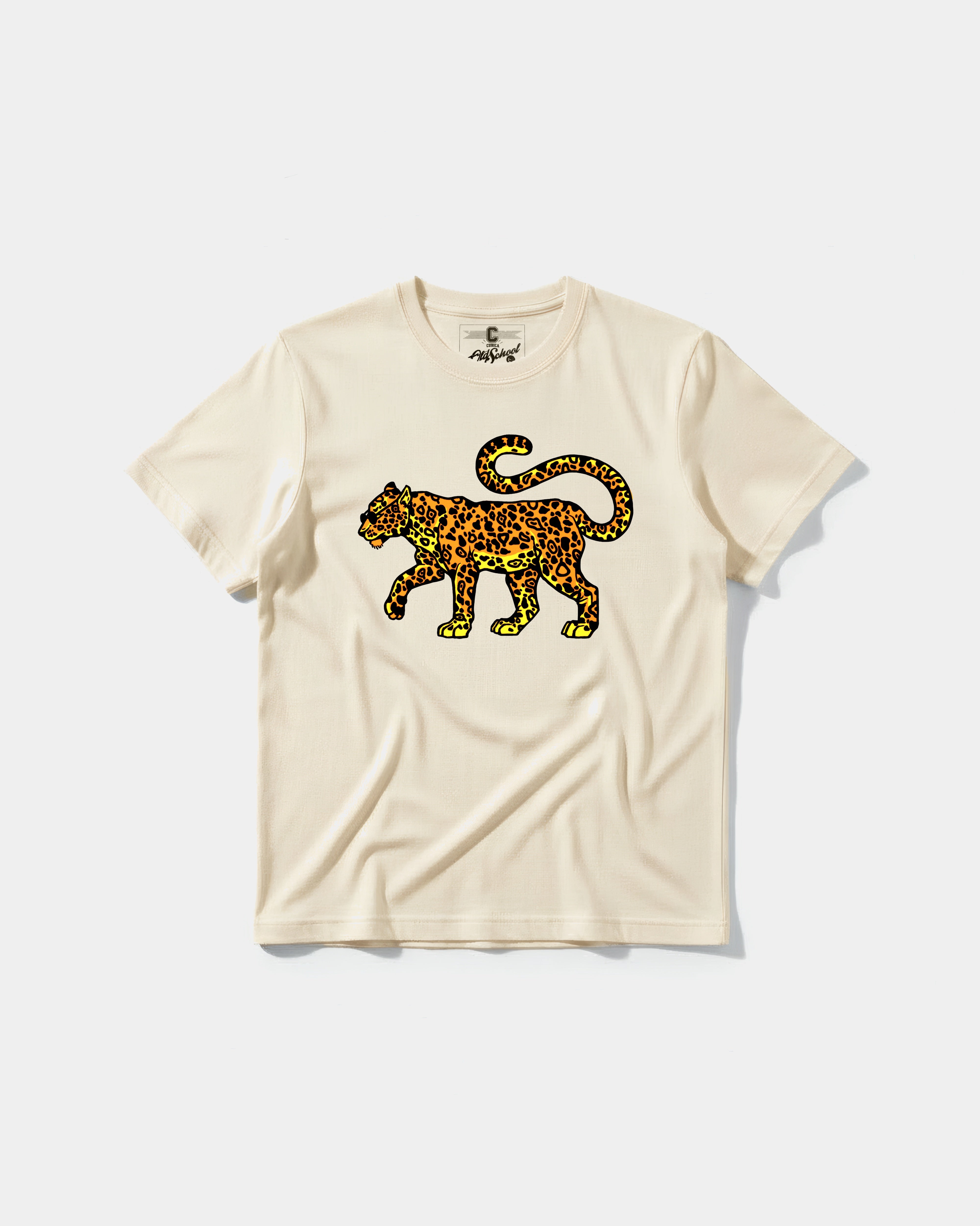 Camiseta Leopardo Big Front Regular Basic Beige