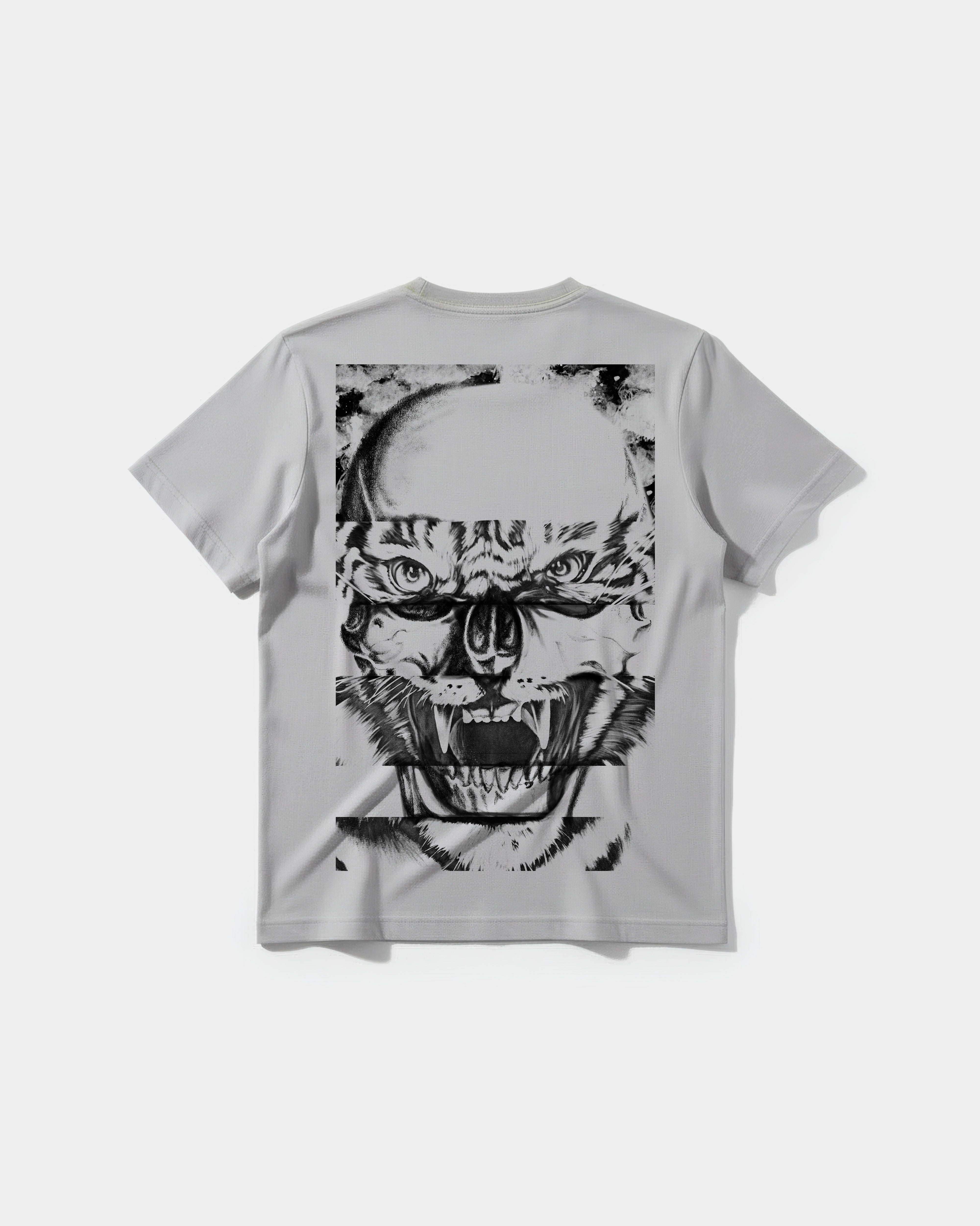 Camiseta Skull Tiger Pocket Front Regular Basic Gris