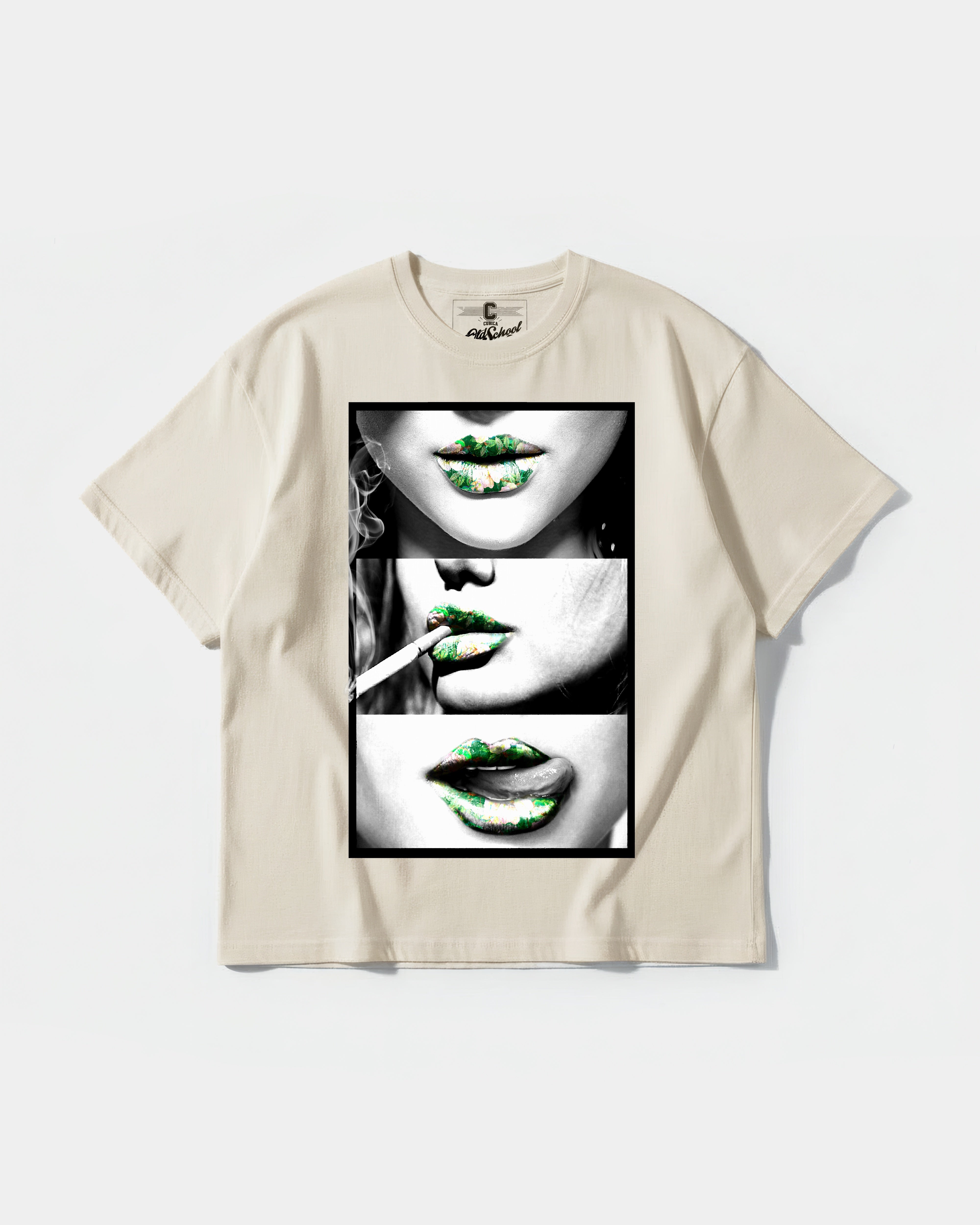 Camiseta Green Kisses Big Front Oversize Basic Beige
