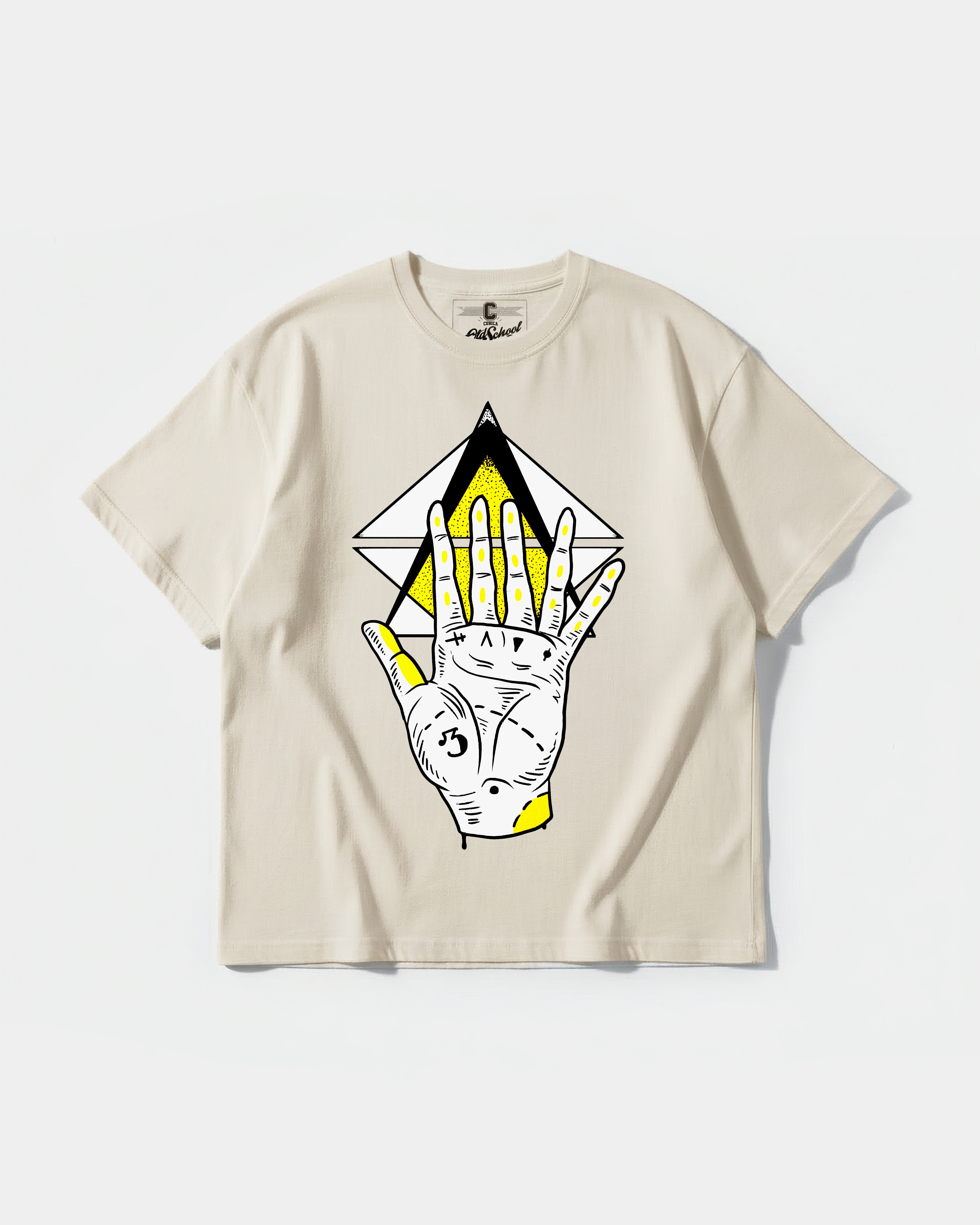 Camiseta Iluminati Hand Big Front Oversize Basic Beige