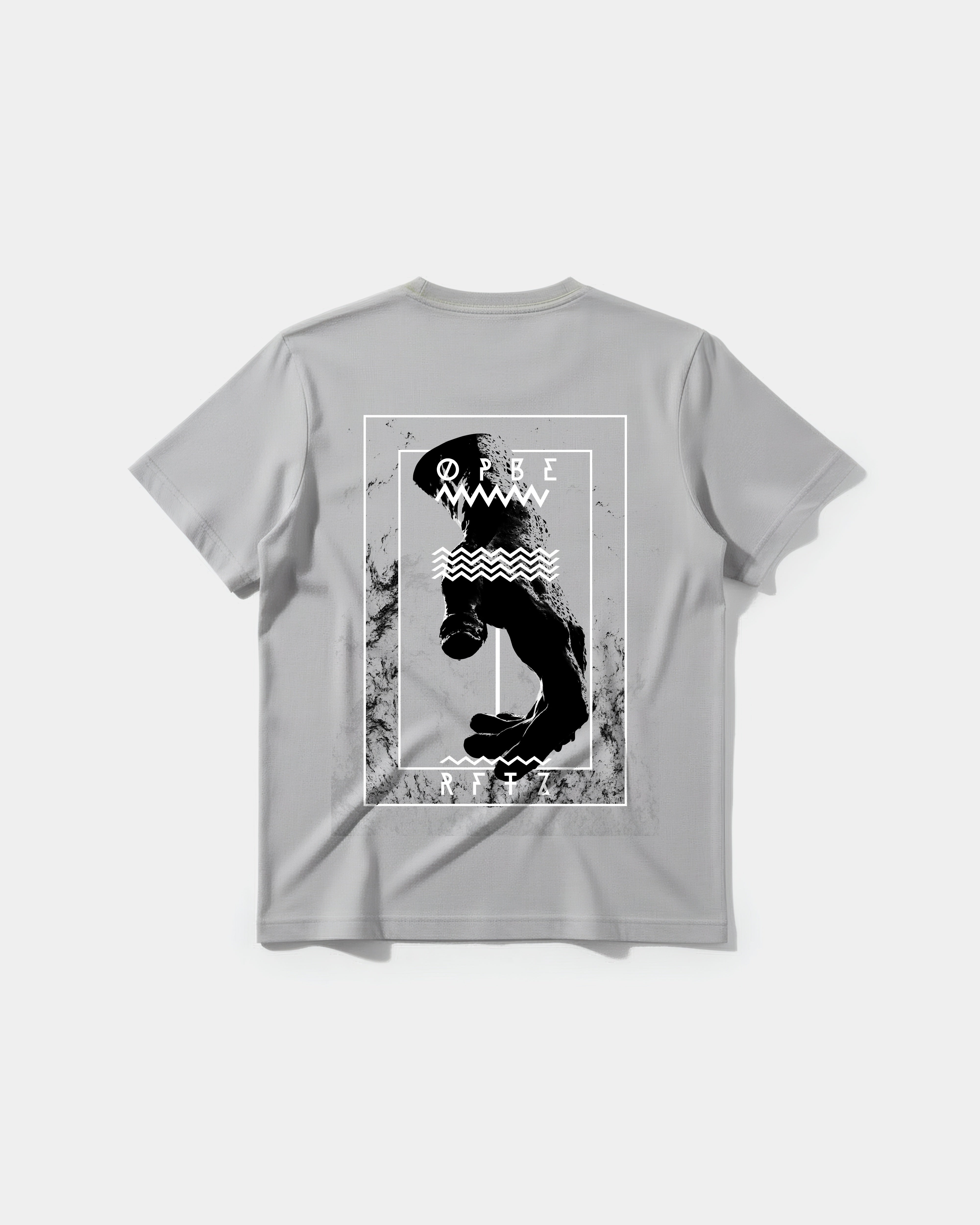 Camiseta Opbe Big Back Regular Basic Gris