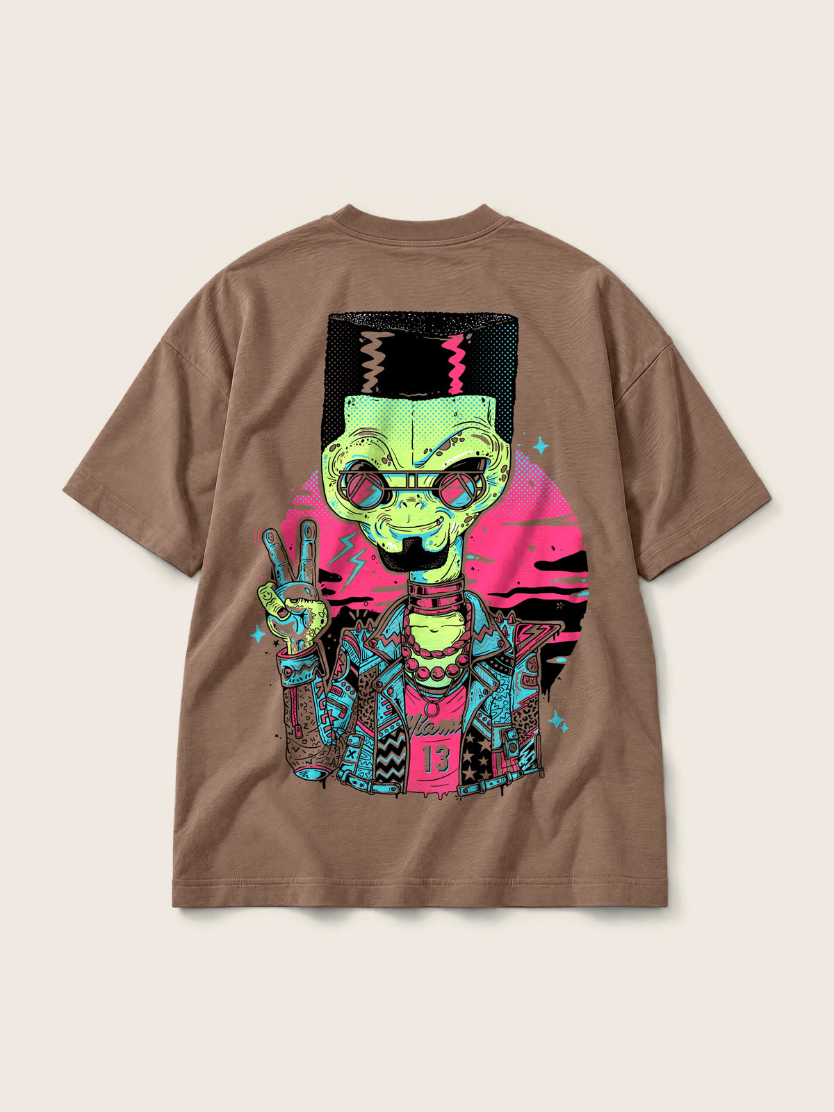 Alien In Miami · Camiseta Semi Oversize 310g, chocolate, estampado bolsillo + espalda, vista trasera