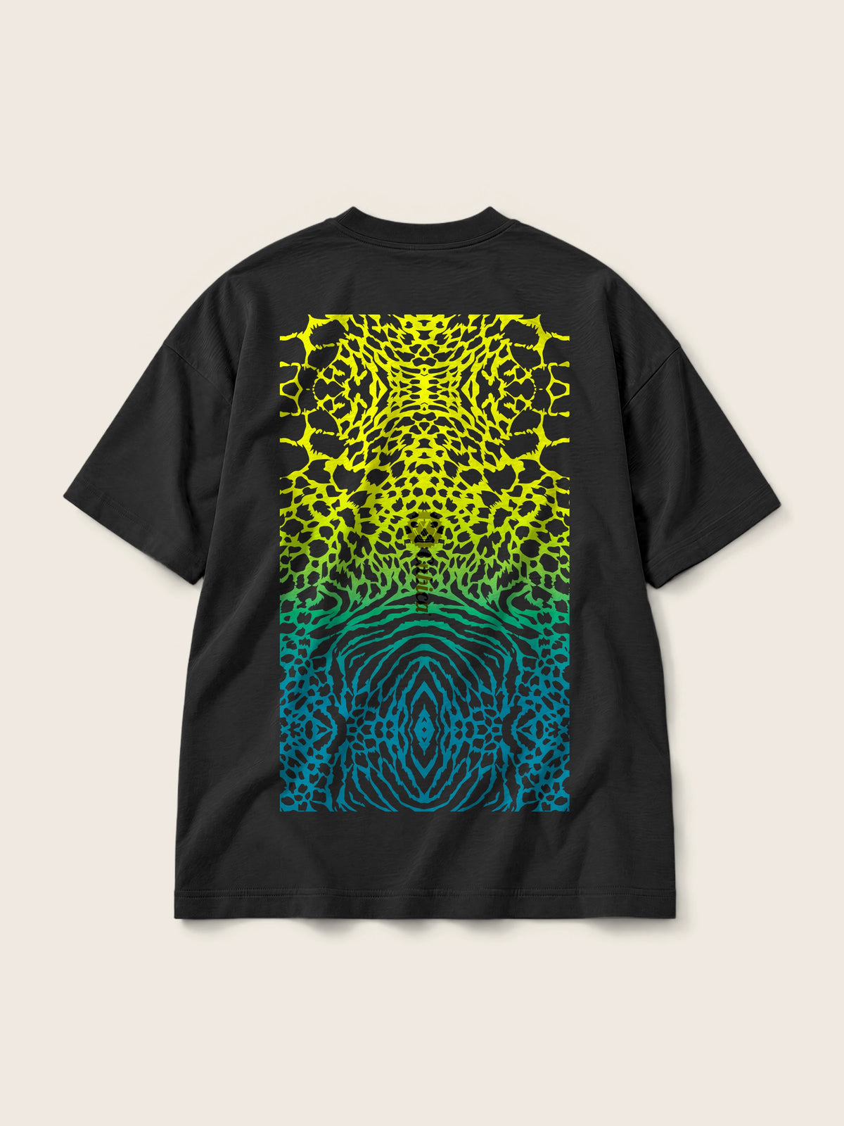 Cubica Psychedelic · Camiseta Semi Oversize 310g — Imagen del producto 3