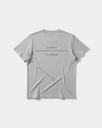 Camiseta Piensa Mas Big Back Regular Basic Gris