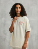 Modelo mide 1,83m y usa talla L