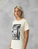 Modelo mide 1,64m y usa talla S