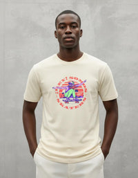 Modelo mide 1,85m y usa talla L