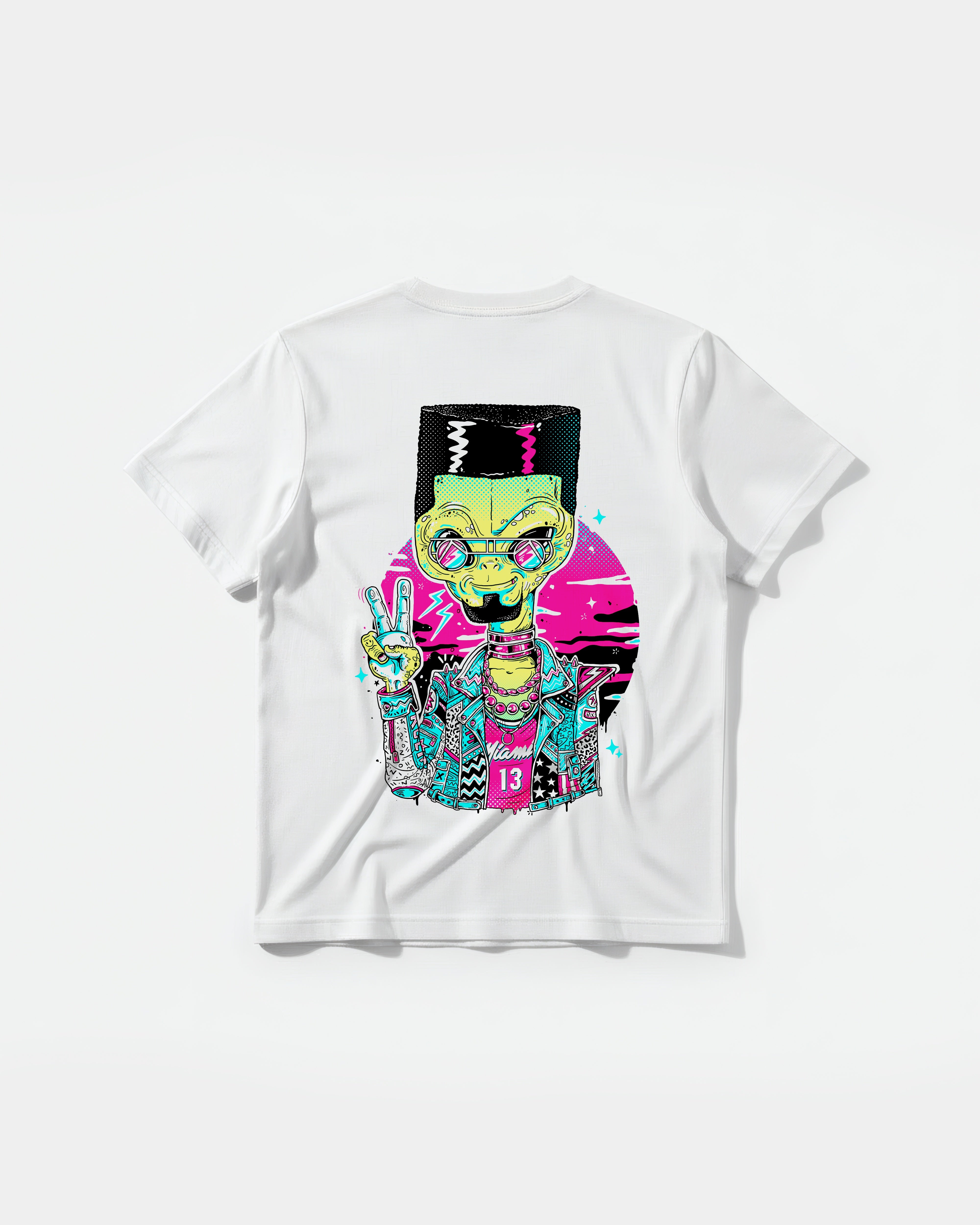 Camiseta Alien In Miami Big Back Regular Basic
