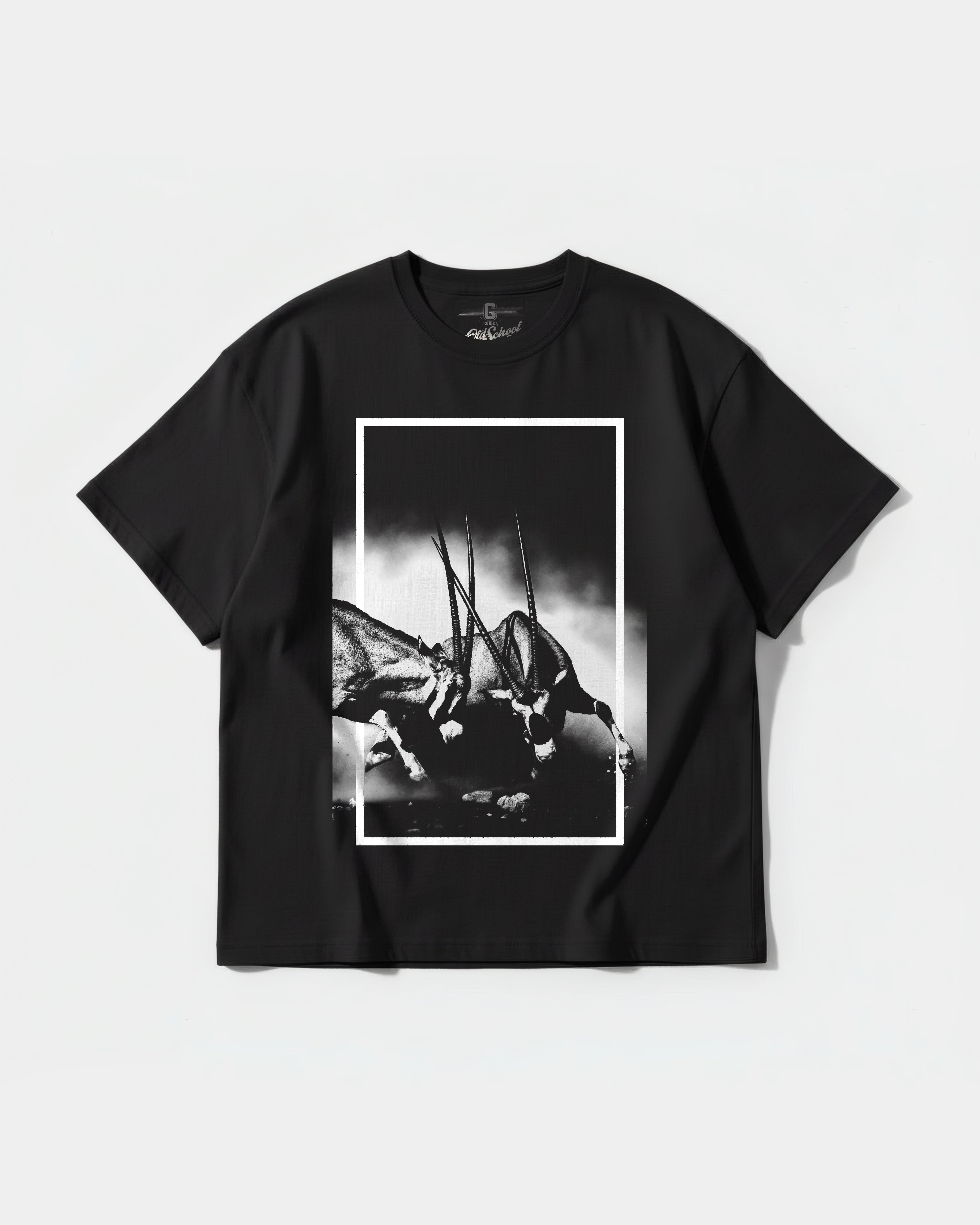 Camiseta Physical Strength Big Front Oversize Basic