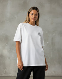 Modelo mide 1,63m y usa talla S