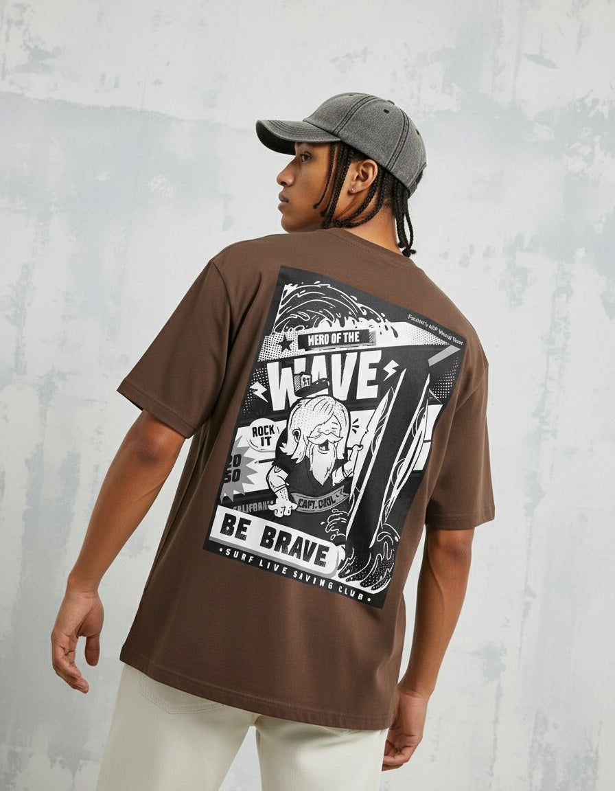 Modelo mide 1,82m y usa talla L