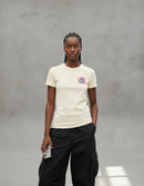 Modelo mide 1,76m y usa talla M
