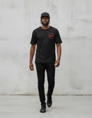 Modelo mide 1,75m y usa talla M