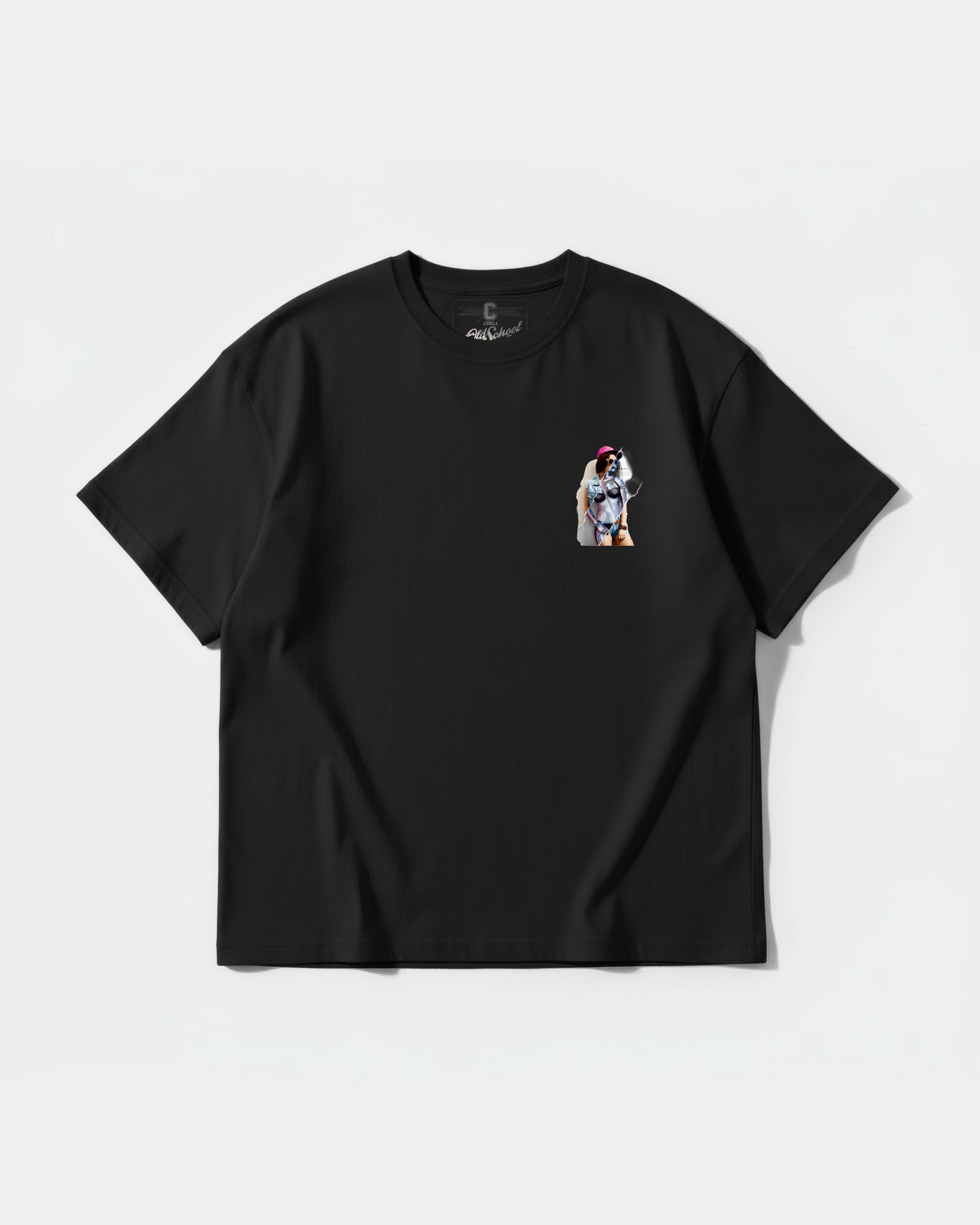 Camiseta Robot Girl Pocket Front Oversize Basic