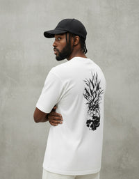 Modelo mide 1,75m y usa talla L