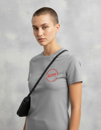 Modelo mide 1,74m y usa talla M