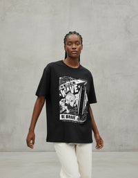 Modelo mide 1,76m y usa talla M