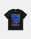 Camiseta Escapando Big Front Regular Basic Negro