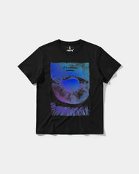 Camiseta Escapando Big Front Regular Basic Negro
