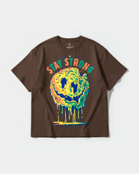 Camiseta Siempre Sonrie Big Front Oversize Basic Marron