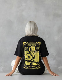 Modelo mide 1,64m y usa talla S