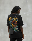 Modelo mide 1,65m y usa talla S