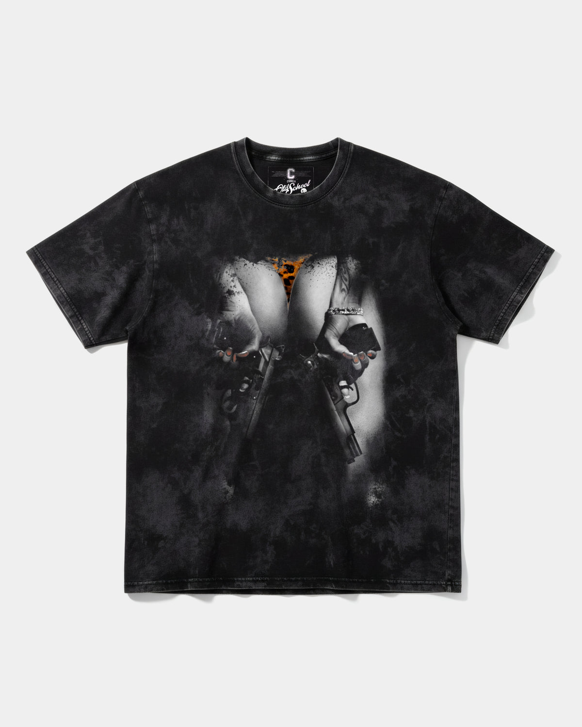 Camiseta Woman Gun Big Front Oversize Acid