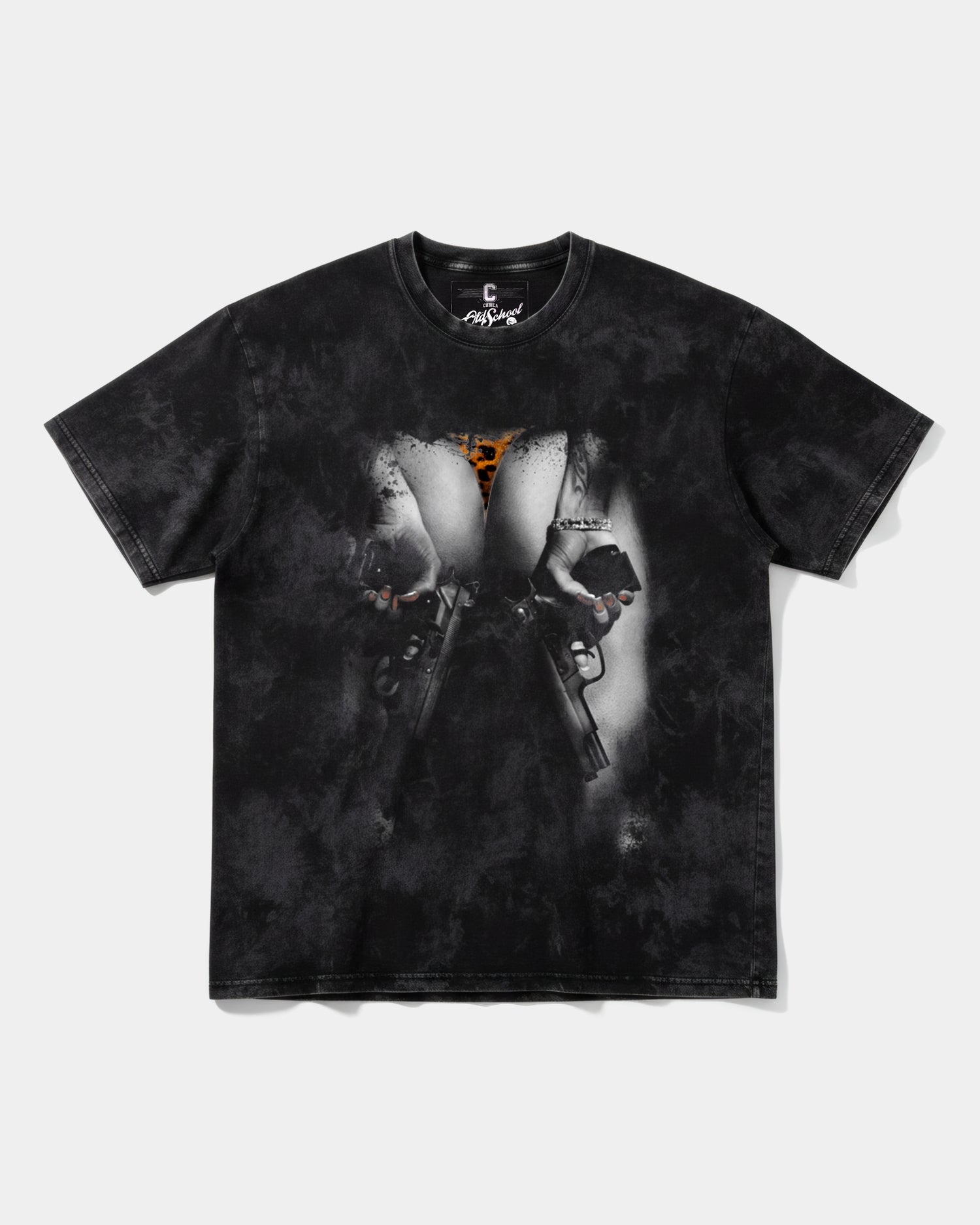 Camiseta Woman Gun Big Front Oversize Acid Negro
