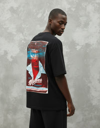 Modelo mide 1,85m y usa talla L