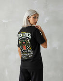 Modelo mide 1,64m y usa talla S
