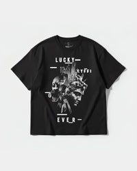 Camiseta Lucky Big Front Oversize Basic Negro