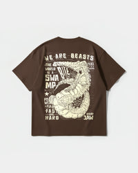 Camiseta We Are Beasts White Big Back Oversize Basic Marron