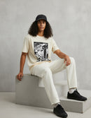 Modelo mide 1,83m y usa talla L