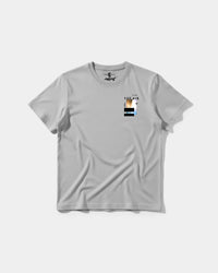 Camiseta Traveling In The Sky Pocket Front Regular Basic Gris