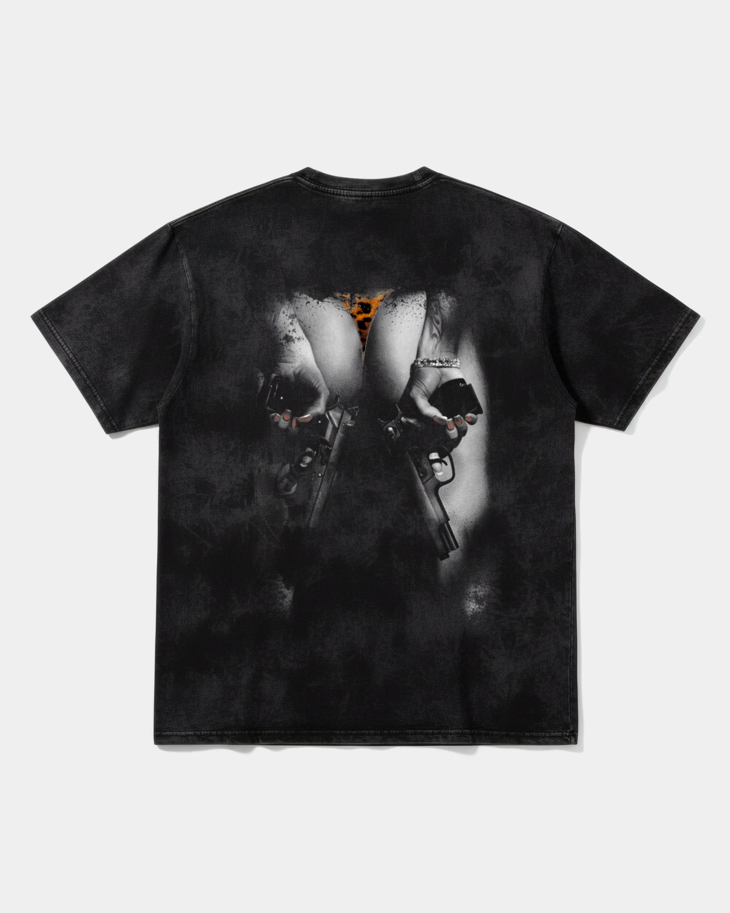 Camiseta Woman Gun Big Back Oversize Acid Negro