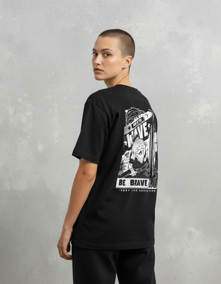 Modelo mide 1,74m y usa talla M