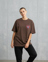 Modelo mide 1,74m y usa talla M
