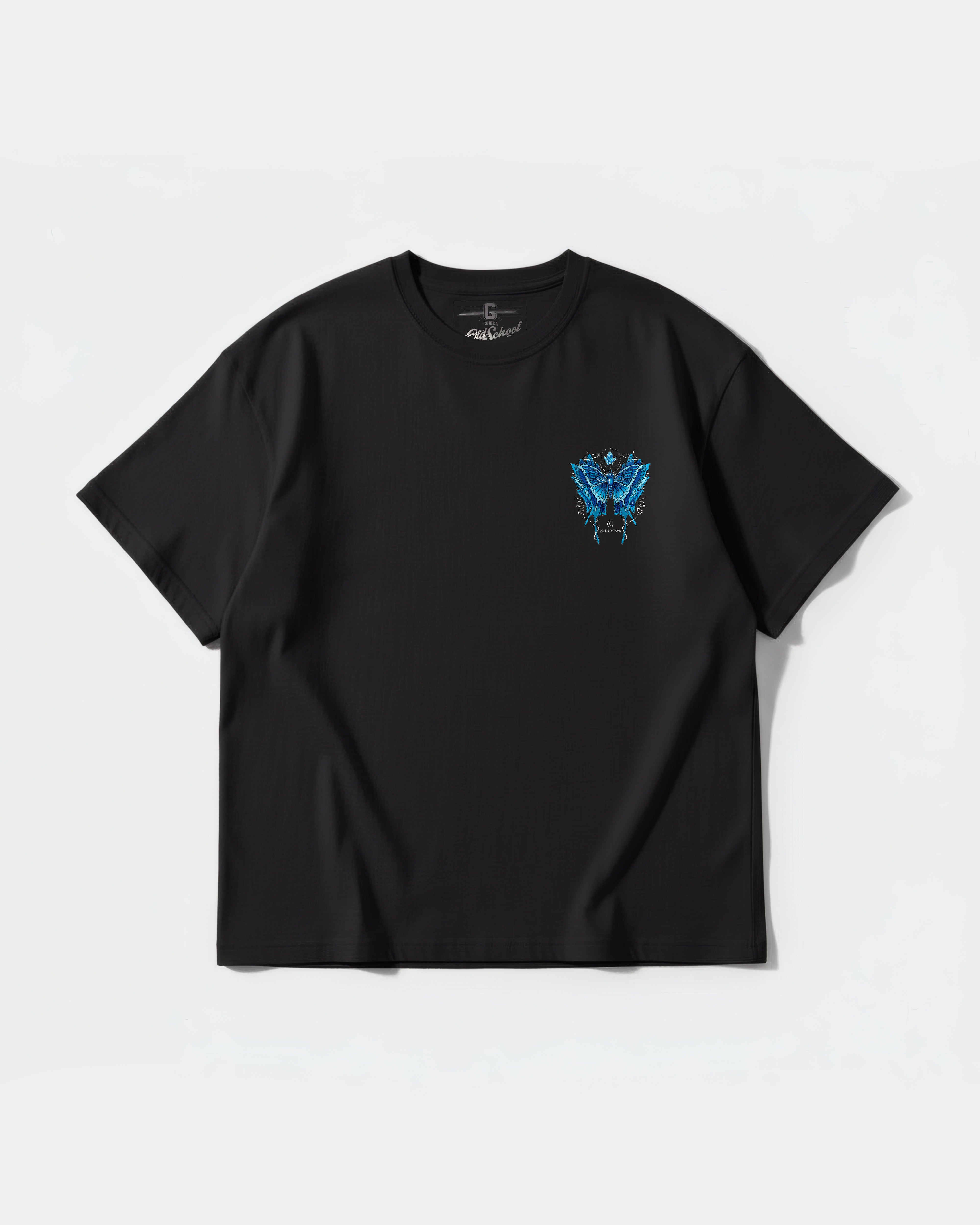 Camiseta Libertad Mariposa White Pocket Front Oversize Basic Negro