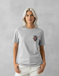 Modelo mide 1,64m y usa talla S
