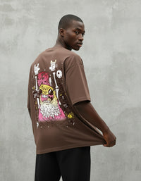 Modelo mide 1,85m y usa talla L