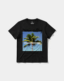 Camiseta Ocean Is Calling Big Front Regular Basic Negro