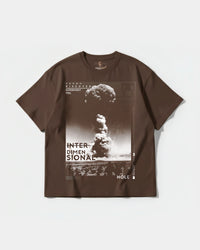 Camiseta Interdimensional Big Front Oversize Basic Marron