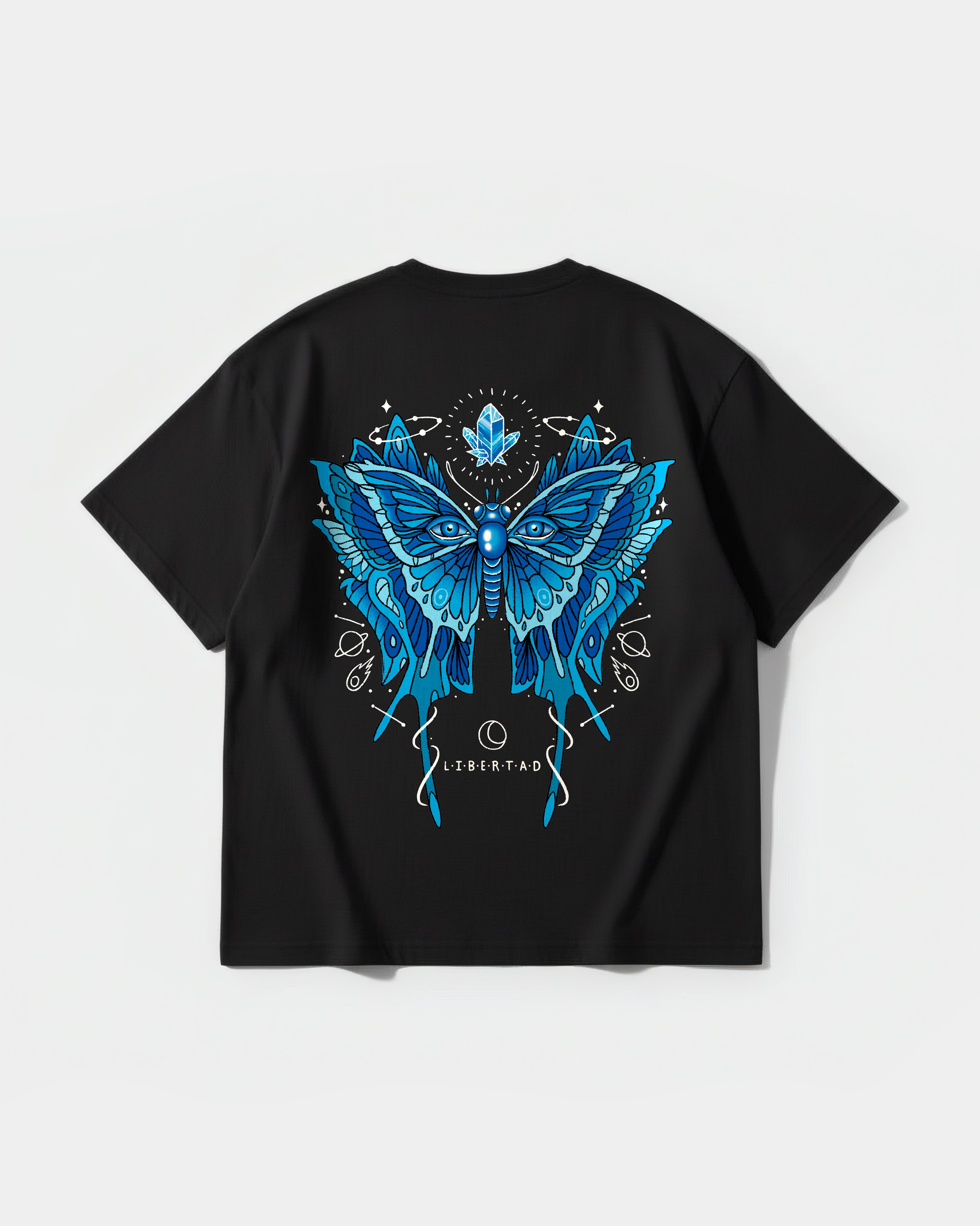 Camiseta Libertad Mariposa Pocket Espalda Oversize Basic