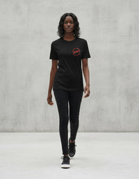 Modelo mide 1,65m y usa talla S